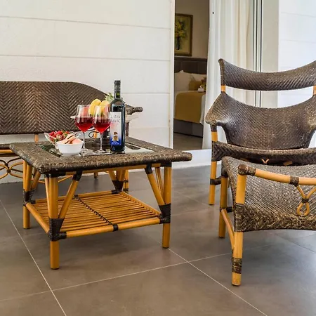 Amaris Luxury Apartament *