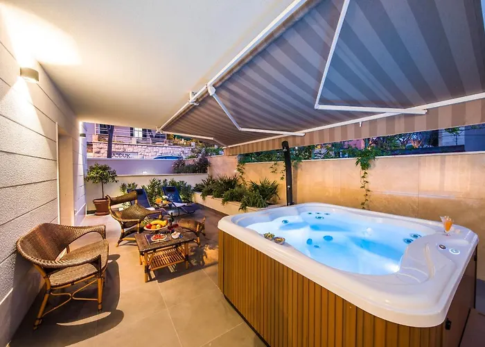 Amaris Luxury