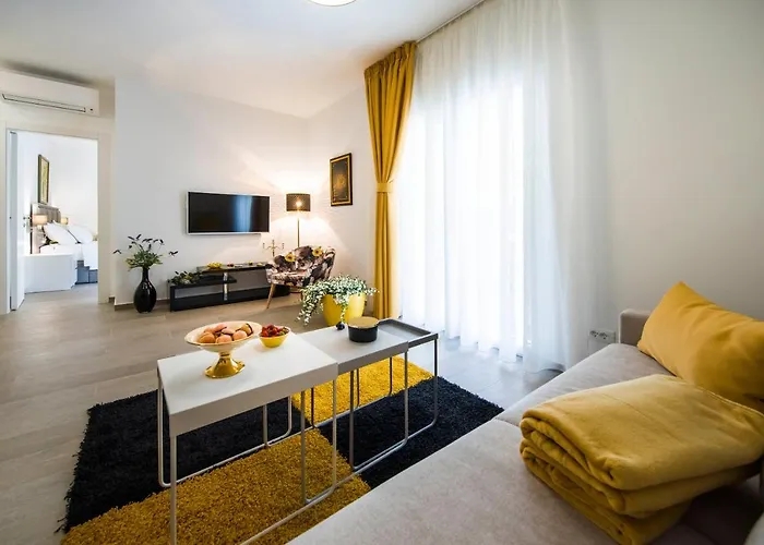 Amaris Luxury Lägenhet *