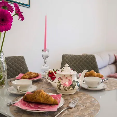 Amaris Luxury Apartment