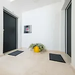 アパート Amaris Luxury スプリト